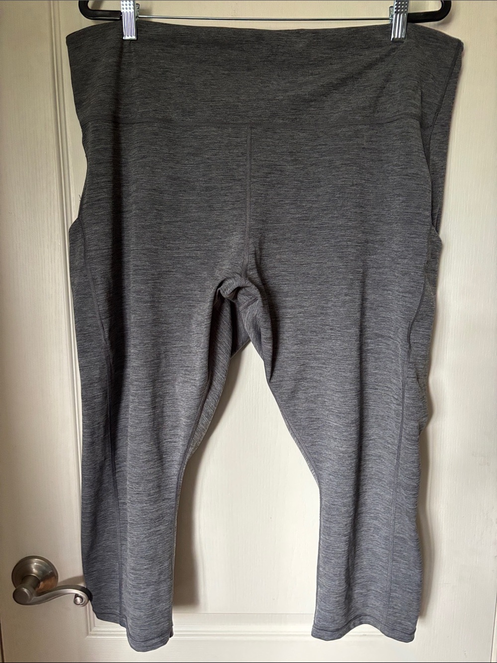 Athleta 3X Gray Capri Leggings